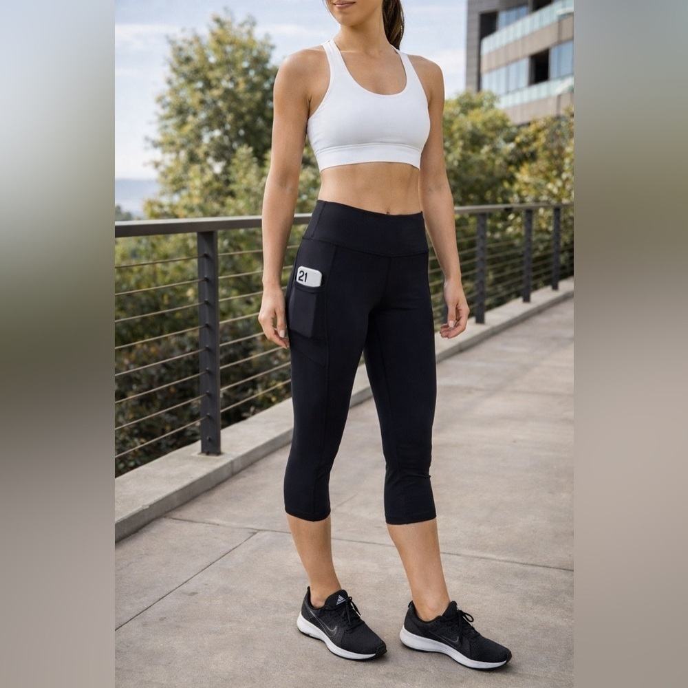 Lululemon Athletica Speed Up Crop 21” Size 2 Style W6AL7